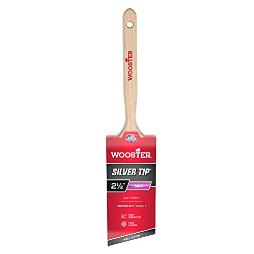 Wooster Wooster Silver Tip 2.5-inch Angled product image